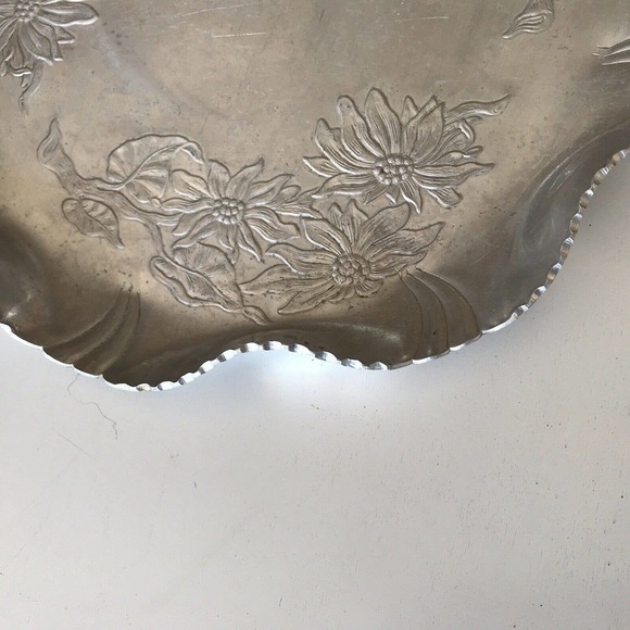 Farber Shelvin Inc Aluminum Tray Round Handwrought Flowers Pre-owned - Picture 7 of 12